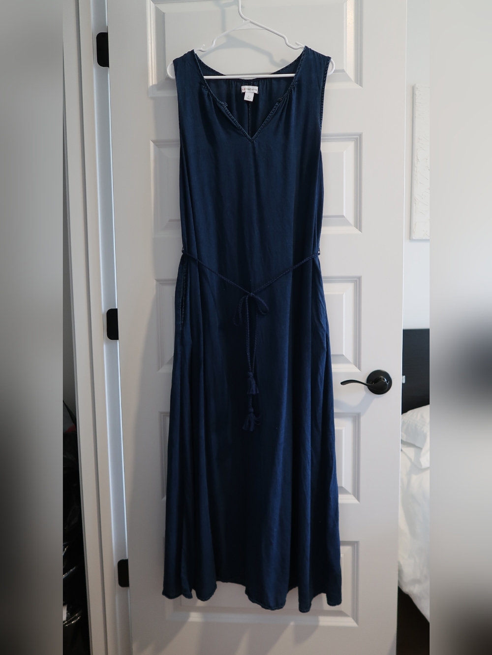 Liz Claiborne Navy Maxi Dress with Belt Detail and Pockets Size Large